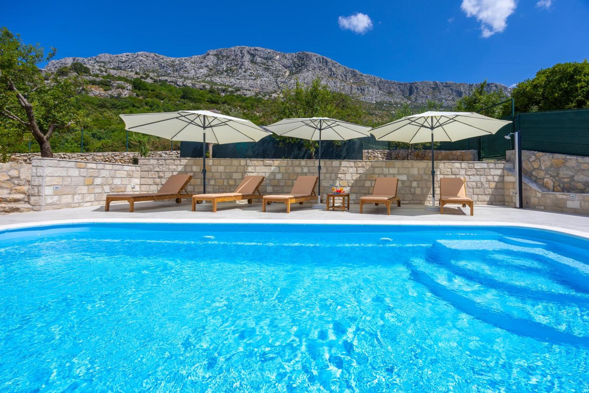 Private Villa Golden Hour With A View Of Split Area Kastel Sucurac Luaran gambar